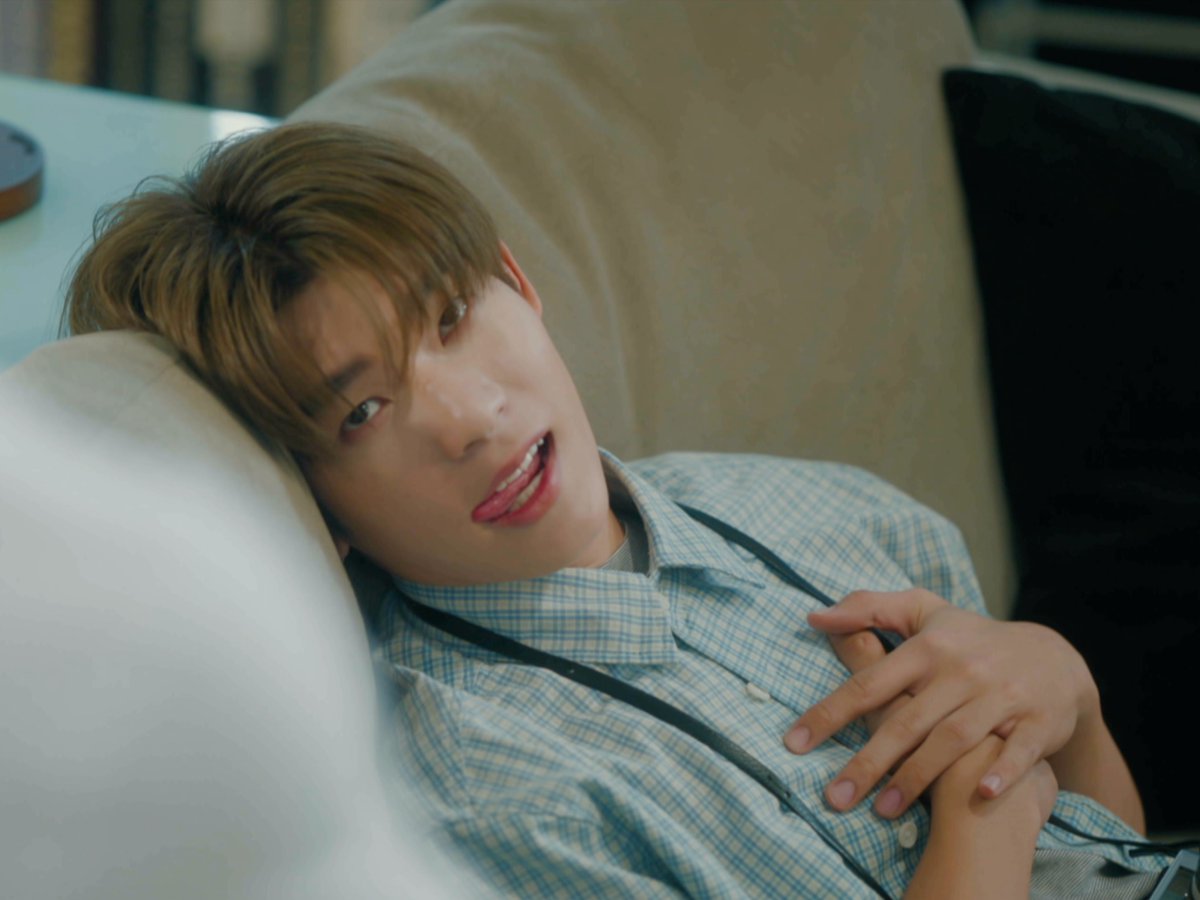 ลูกด้วงเป็นม๋า ส่วนคุณมัมเป็นลิงแล้วค่ะตอนนี้ แอ่ก ตุยดีก่า 🫠🫠  

DUANG WITH YOU EP4
#ด้วงกับเธอEP4