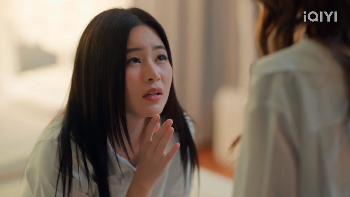 พี่ดินมันยกมือไหว้เมียอ่ะ 5555555555555555555555

THE EARTH HONEYMOON
#วิวาห์ปฐพีตอนที่5