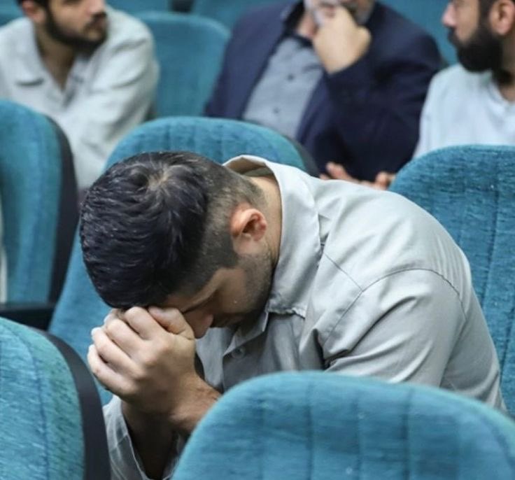 گُربه سیاه tweet media