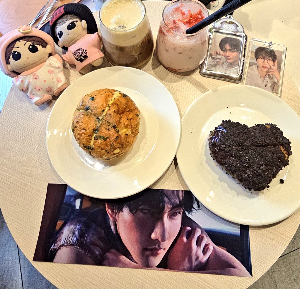 LuckyFriday🐈‍⬛️ tweet media