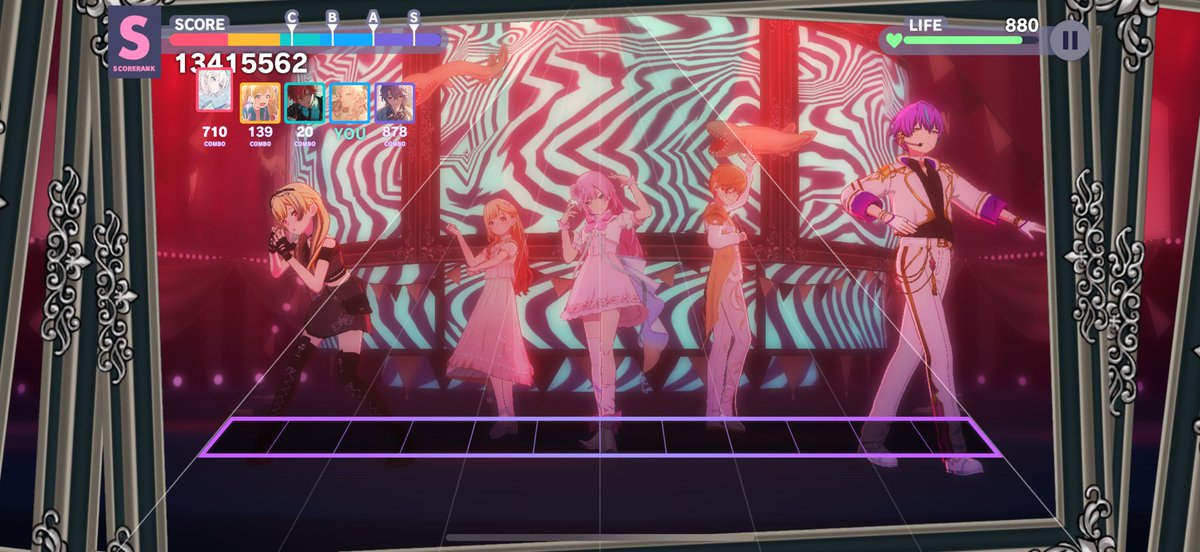 ついにアイリッド引けて感激😭✨️
ビビダショ曲たくさん&amp;同じ曲3回来る波乱万丈なおま周あざした🫶
ましゅちゃん来てくれてありがとう❣️