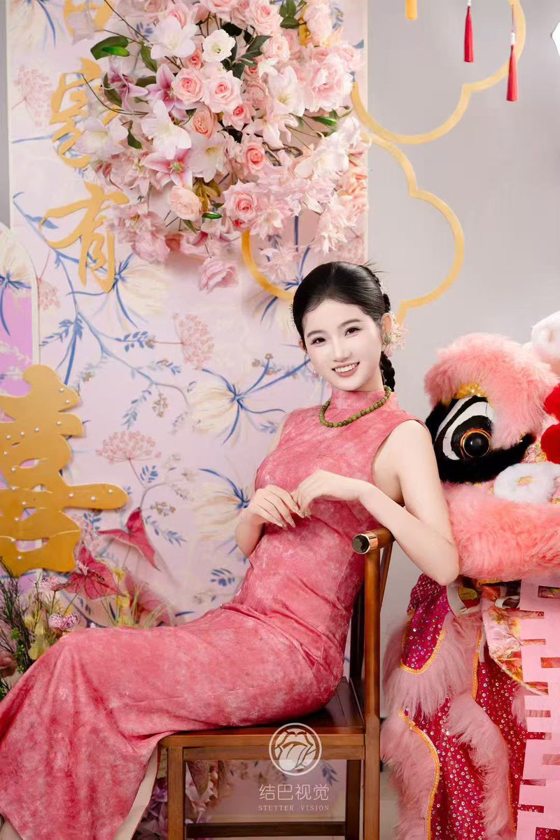 雄安颜值夫妻. tweet media