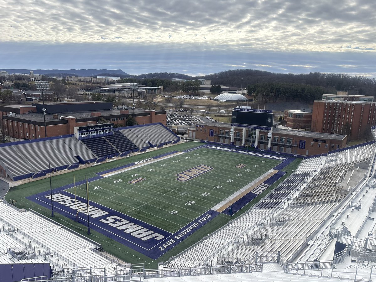 Angela Williams tweet media