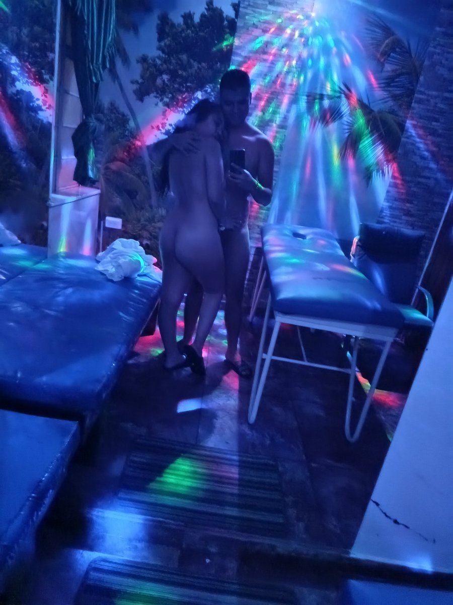 Pareja2215 tweet media