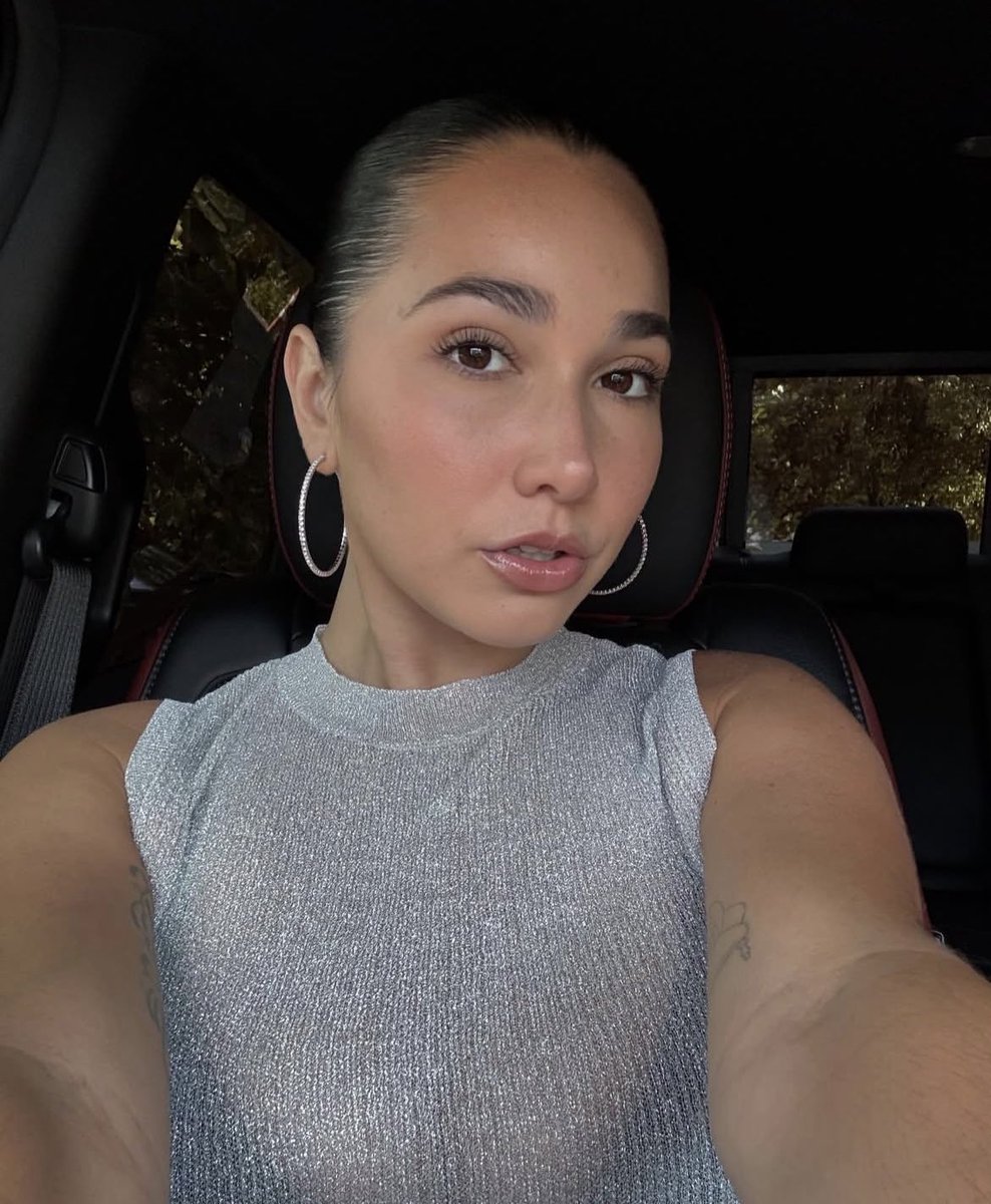 Mavis L Wanczyk tweet media