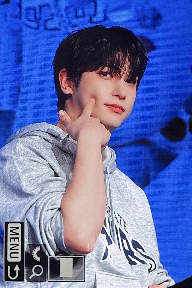 1207_Malamute's tweet photo. 260221

🫸🏻🍀

#한결 #HANGYUL #翰洁 https://t.co/rXOScOdkTl