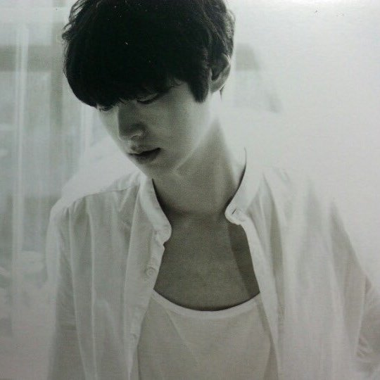 miii_yaaa_o12's tweet photo. 가족으로 묶여야,
묶어놓아야 그제서야 안심이 되니까
다른 선택은 없었어 쟤혅아

#국안전력 가족의 형태 https://t.co/8CQtYv6Gie
