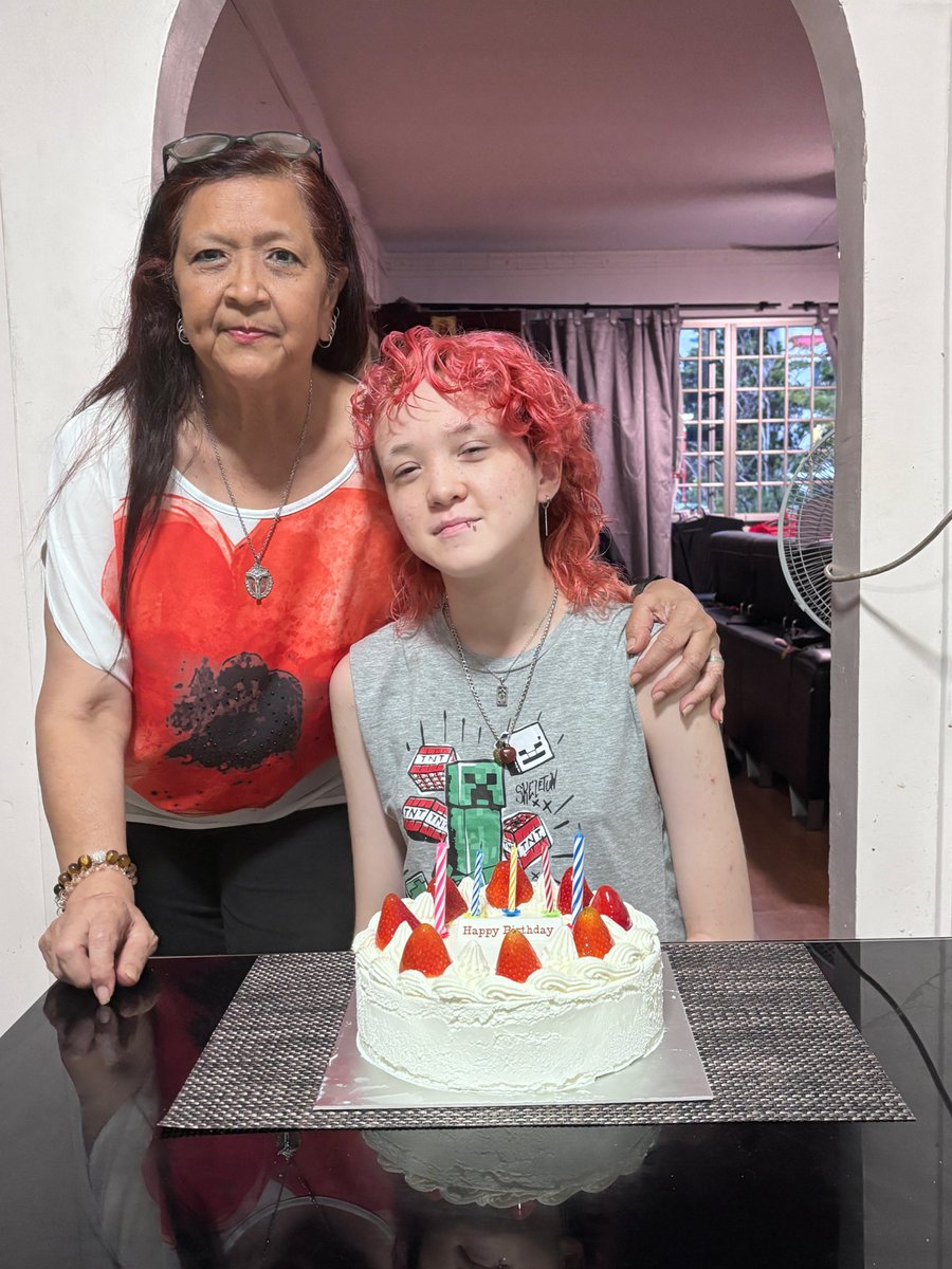 palmerdebra's tweet image. Celebrated my daughter’s 23rd birthday last weekend.

#birthday #daughter #family #friends