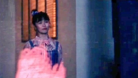 theweekislong's tweet photo. no coz if hindi kasali si maloi sa pink song na yan, why include her sa teaser? like they could've just ended it with maki using the pink crayon and cut... but they still showed maloi with her pink dress and then she turned pink sa dulo SO BAKITTT??? MAKILOI COME BACK TO US! https://t.co/z242BbT2h4