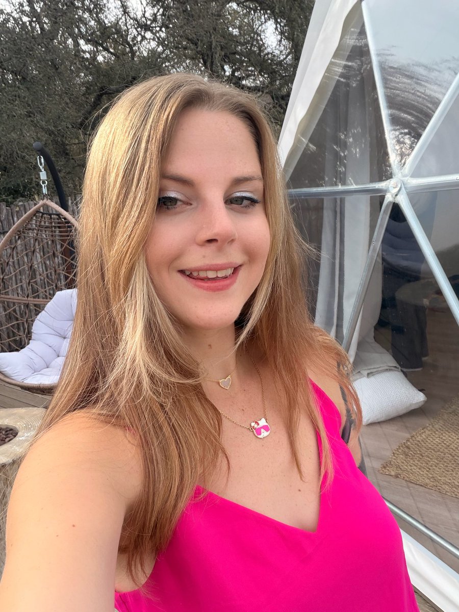 MaisieLewi84443's tweet image. RT @AshleyDCan: GM Happy Saturday