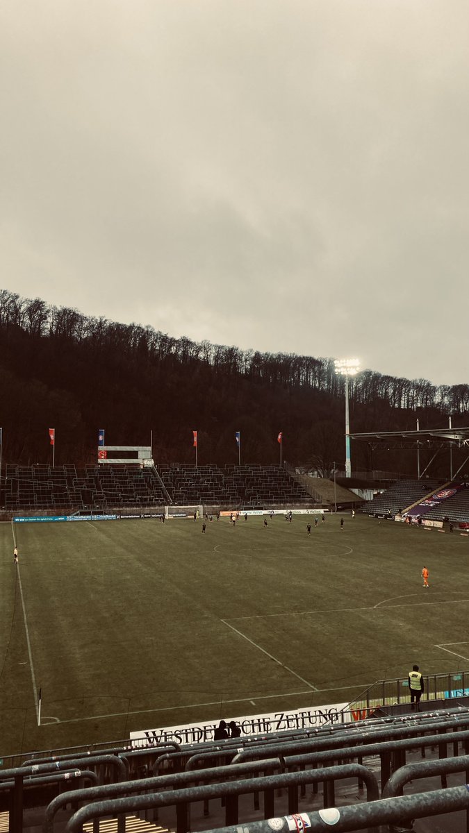 𝗺𝗮𝗮𝗿𝘁𝗲𝗻 🚟 tweet media