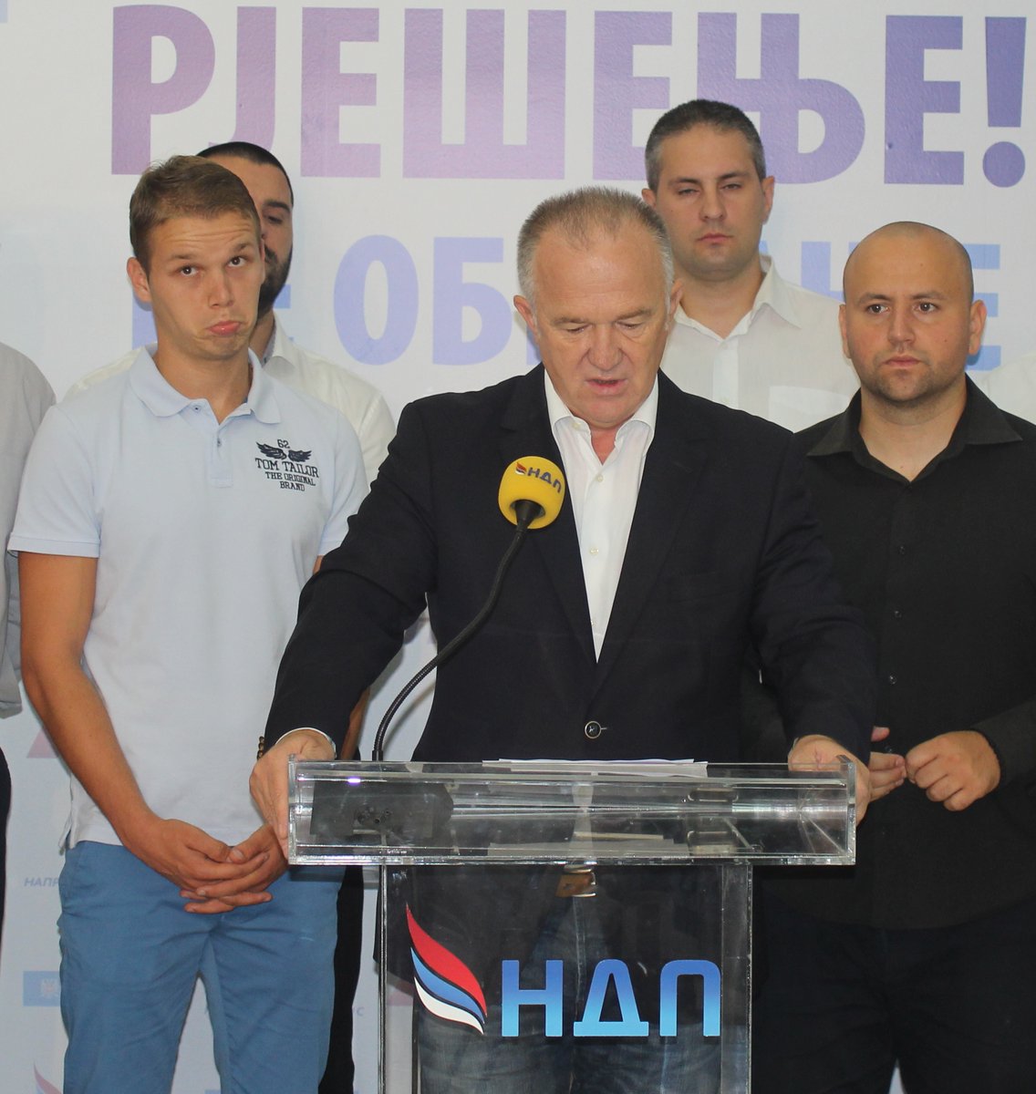 Mladen Dragojlović tweet media