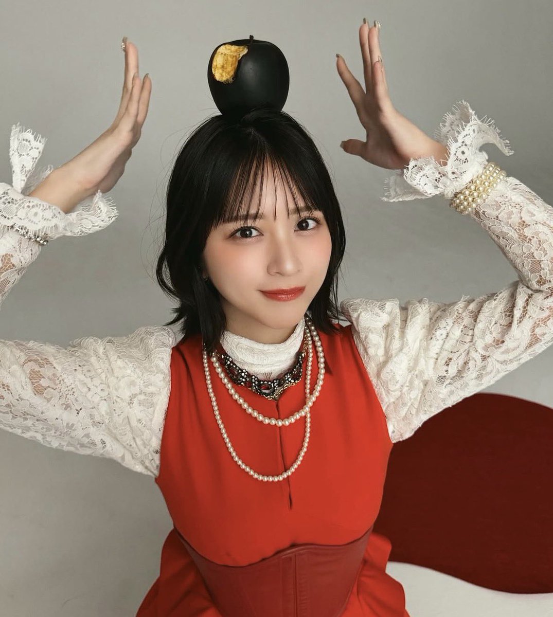 頭に乗せがち舞香ちゃんシリーズ更新✨️ #佐々木舞香