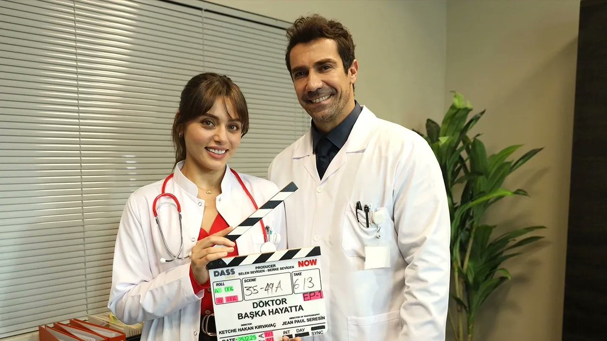 📺İbrahim Çelikkol ve Sıla Türkoğlu'nun rol aldığı Doktor Başka Hayatta dizisi konusu nedir, ne zaman başlıyor? 

🎬İşte hikayesi ve oyuncu kadrosu!

sokgazetesi.com.tr/doktor-baska-h…

#DoktorBaşkaHayatta #İbrahimÇelikkol #SılaTürkoğlu #Dizi