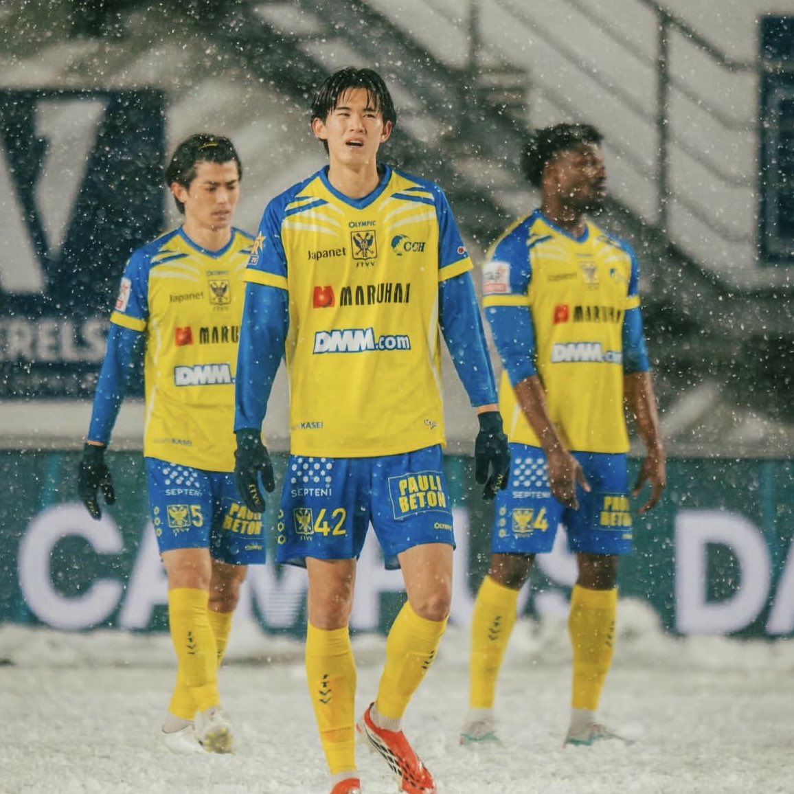 🇧🇪💫 Keisuke Goto (20) provides the assist to bring Sint-Truiden