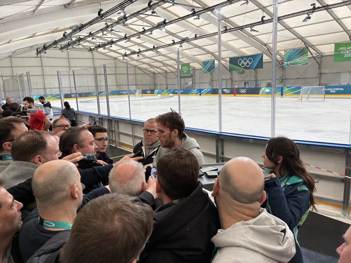 Stephen Whyno tweet media