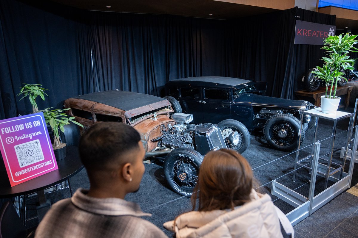 Canadian International AutoShow tweet media