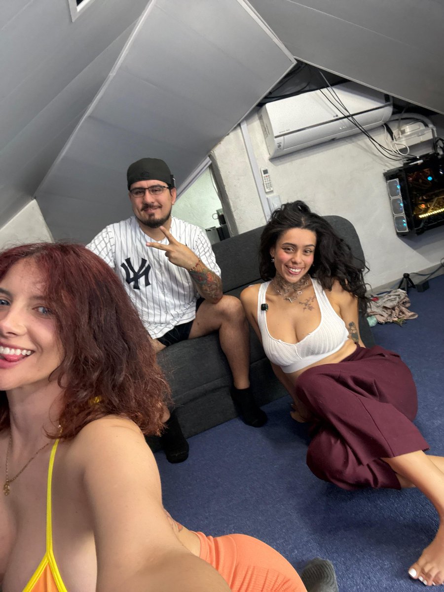 Online!!! <a href="/VanessaDoll_Cam/">LOREN</a>