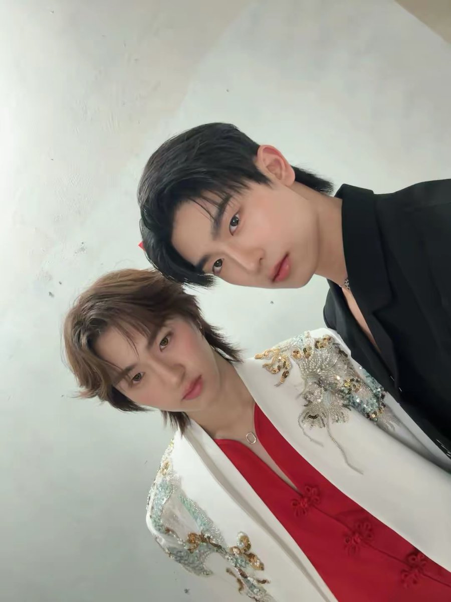 ไม่ได้เจอกันนานเลยย คิดถึงทุกคนนะค้าบบ

#UnileverCNYBigCxThomasKong