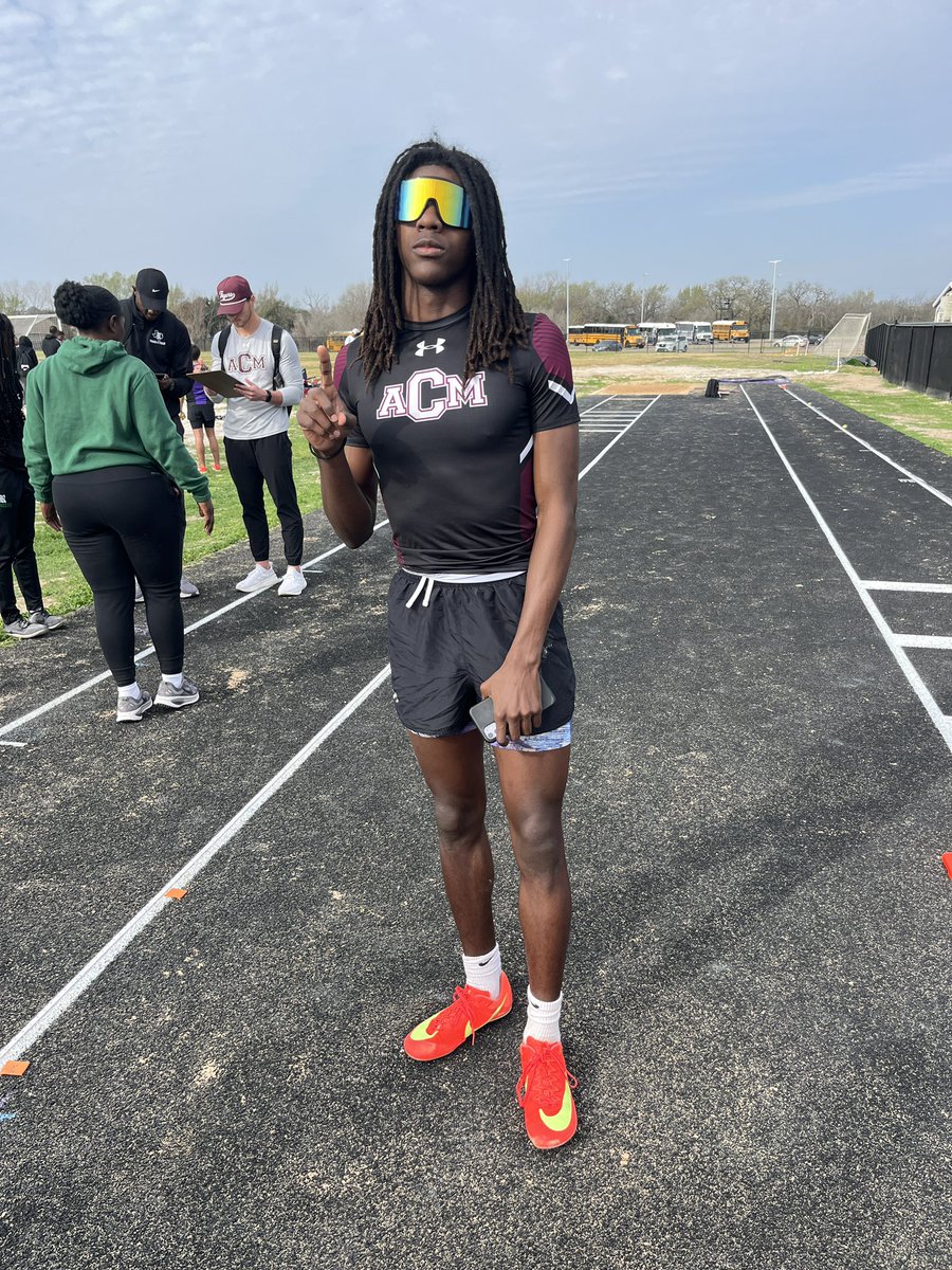 Consol Track & Field tweet media