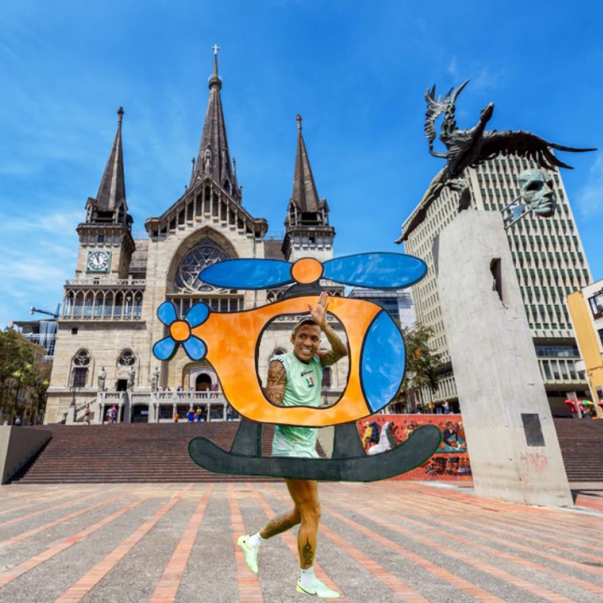 Holiiiiiii,  llegamoooos!

Oiga con razón les dieron ese premio ONU-Hábitat LATAM muy bonito pa que!! 

Pero dejen de burlarse de nuestro azare con los trancones con los huecos con la inseguridad… los quiero ver gestionando 8 millones de almas, a ver 460mil vaya y venga pero 8