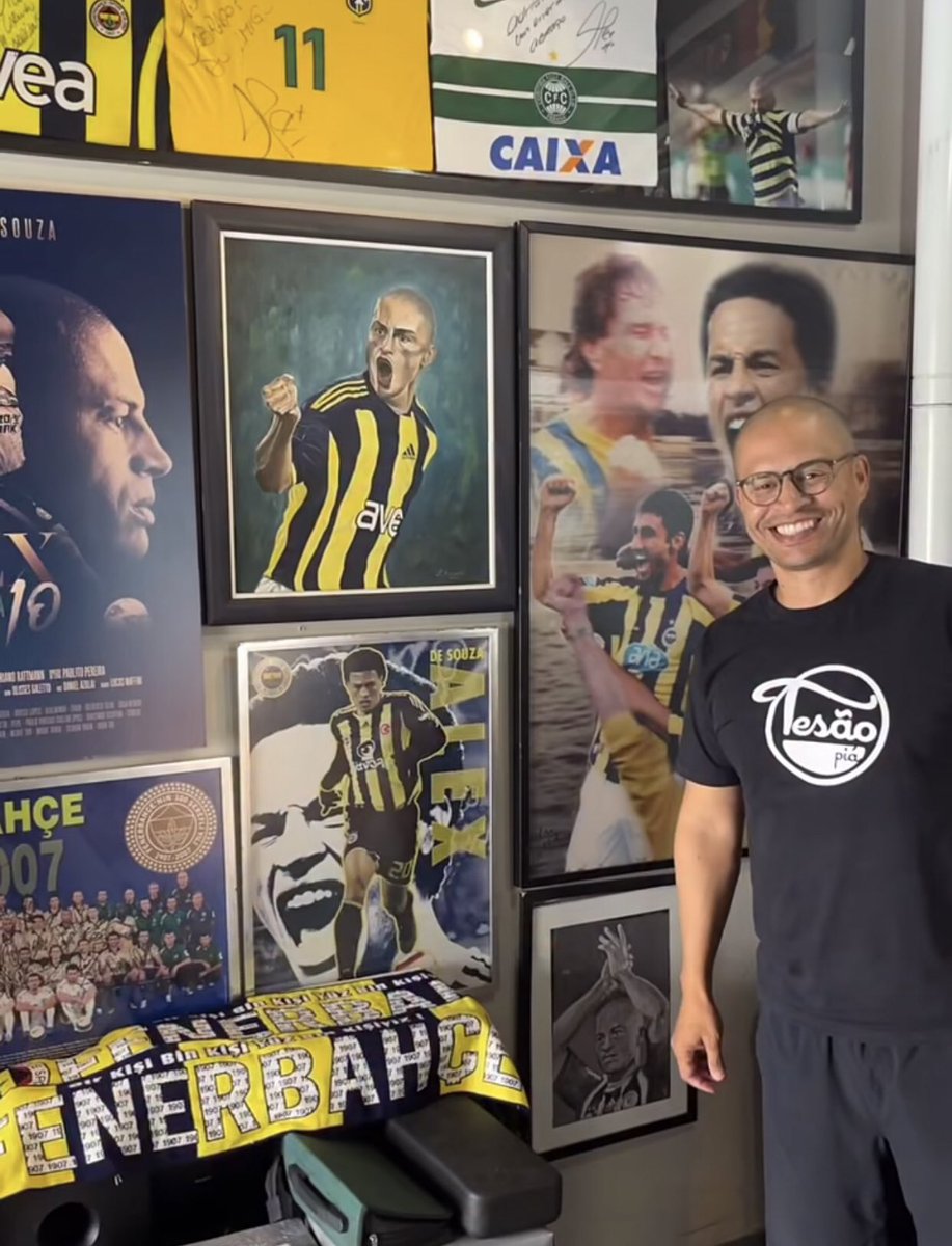 Alex de Souza'nın odası muazzam!💛💙