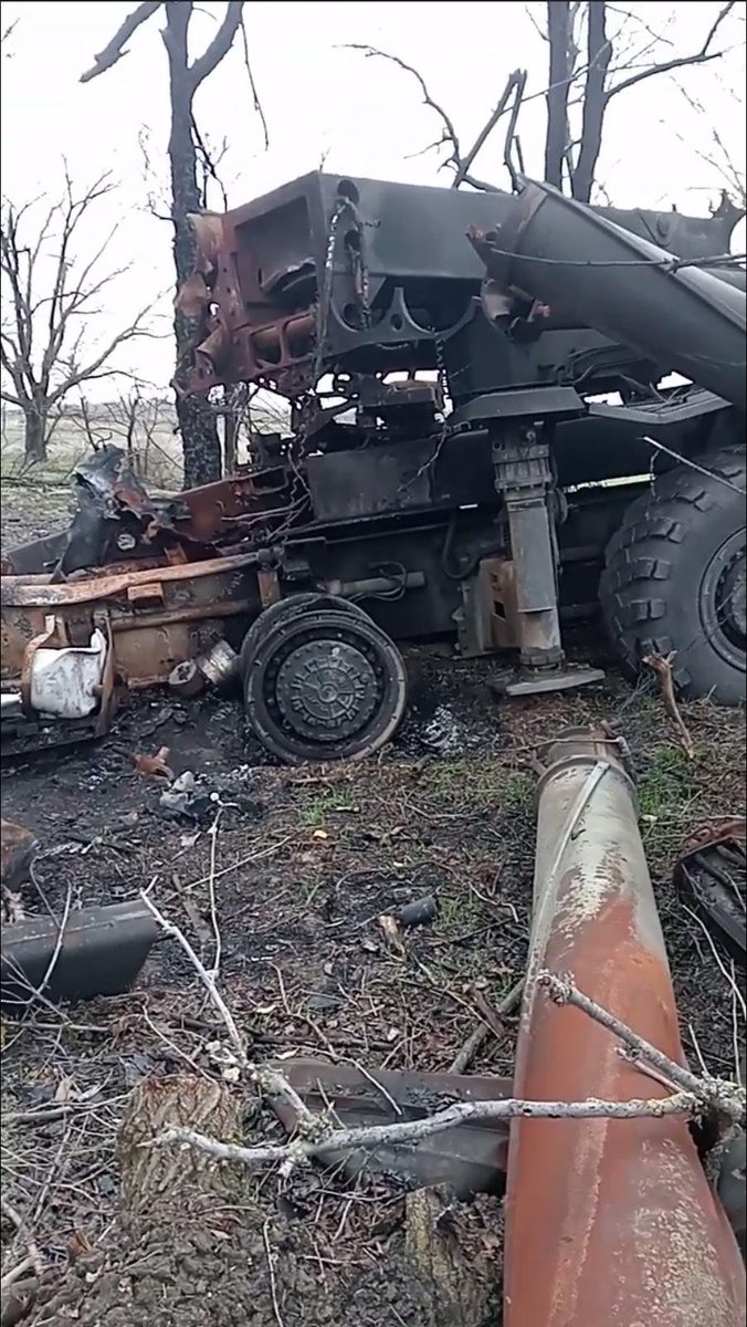 In October, "Lasar’s Group" released a video of them striking what they thought was a BM-30 for 9K58 'Smerch'. Ground footage released in December has allowed us to ID it as a 9A54 combat vehicle for 9K515 'Tornado-S'.