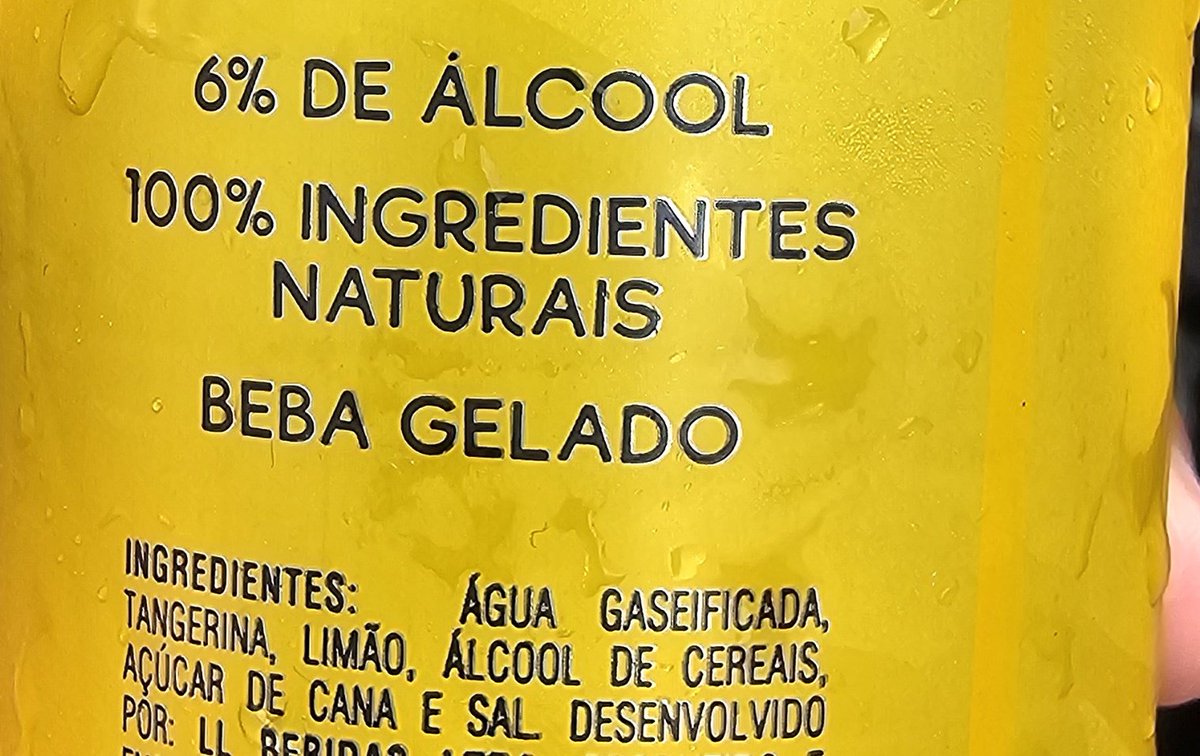 kamasurta_'s tweet photo. Chocante q Lambe Lambe n tem um aromatizante, conservante, saborizante...
Eh so água, suco, álcool e açúcar omgg https://t.co/wk0h9Gq7aL