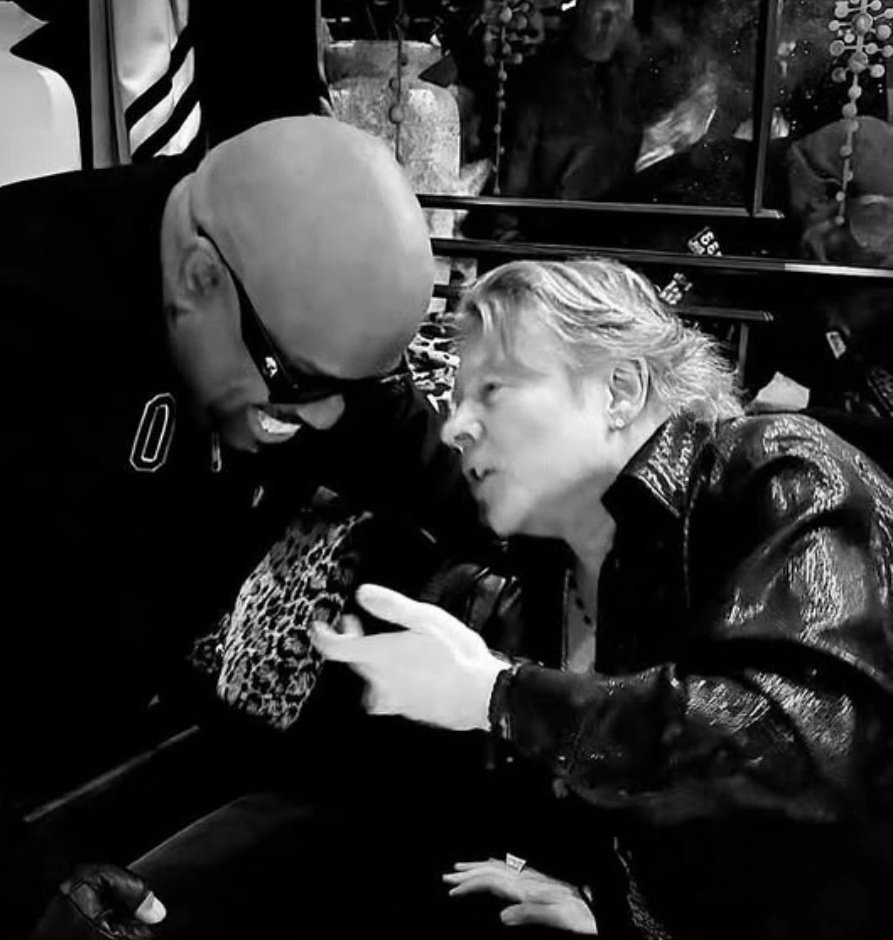 #axlrose #gunsnroses 
<a href="/Kaxlcharlie/">𝔎𝔞𝔵𝔩 ℭ𝔥𝔞𝔯𝔩𝔦𝔢 ®️ 🫧🪩</a> <a href="/axlstan_/">cris</a> <a href="/Sara35153/">sara</a> <a href="/LilaGuedy/">Lila Guedy Llorenty Rojas</a>