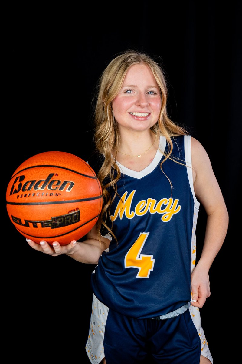 Mercy Monarchs Basketball tweet media