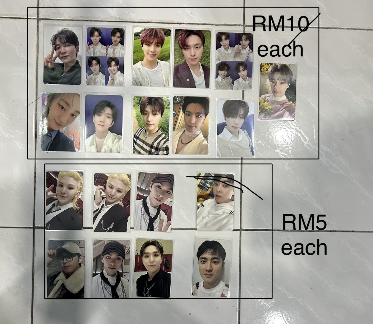 itsnblh's tweet photo. wts guys help me clear my binder 🥹🫂

💵price as in pic exclude postage (postage on weekend only)
✅must take 2 &amp; above
✅fpfs basis 
❌ fussy buyers (conditions mostly 9.5/10 out of 10 sbb jarang keluar binder)

#pasarnct #pasarnctmy #pasarseventeen #pasarsvt #pasarexo https://t.co/vqaDpKpo9O