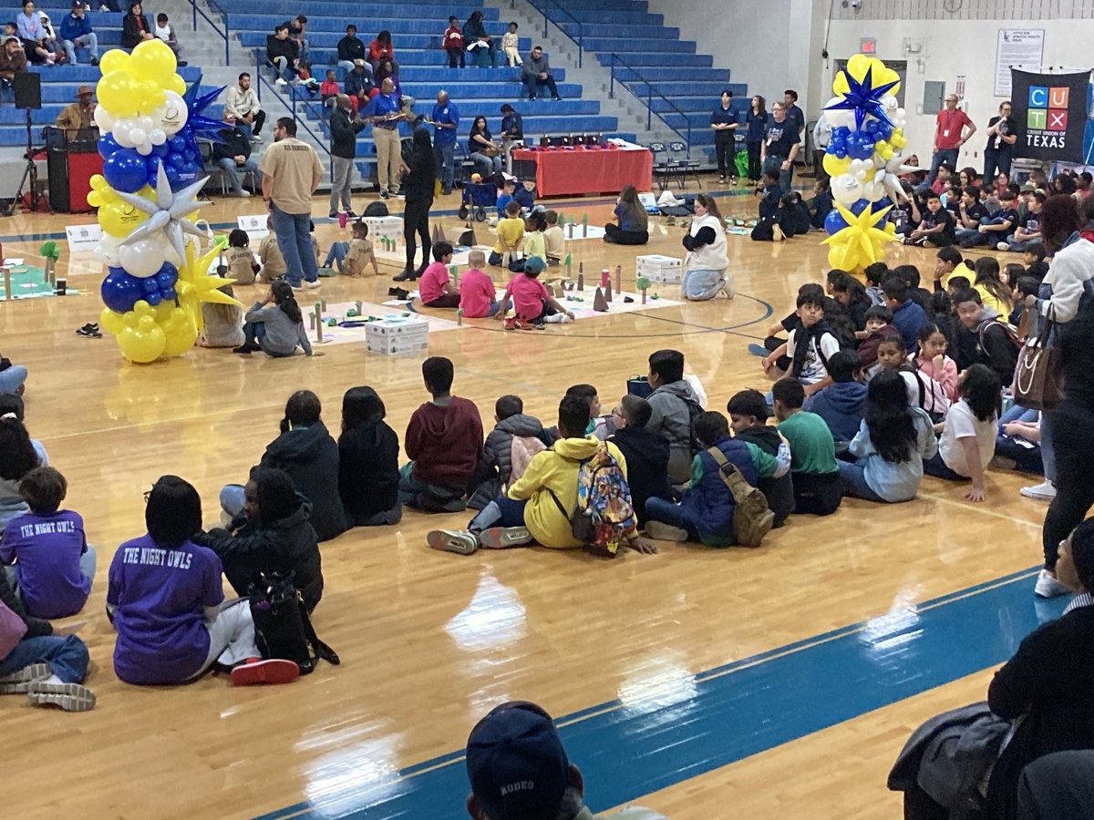 Anne Clark tweet media