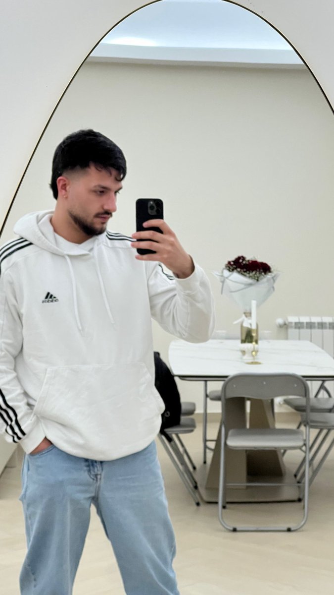 Giuseppe_log_'s tweet image. sonimi u piffuru

#boy #italianboy