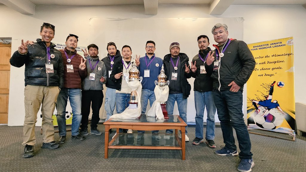 BjymLadakh's tweet photo. Fixture meeting for the 1st BJYM 8-A-Side Football Tournament held at Pal Hotel Leh.
Kick-off tomorrow, 9:30 AM at Agling Futsal Turf, Leh.
Opening Match- J&amp;K Bank FC vs Stok City FC.
Theme: One Goal, One Mission – Drug Free Ladakh.
Sport as a movement. Youth as change-makers. ⚽ https://t.co/xdbUiO0aW8