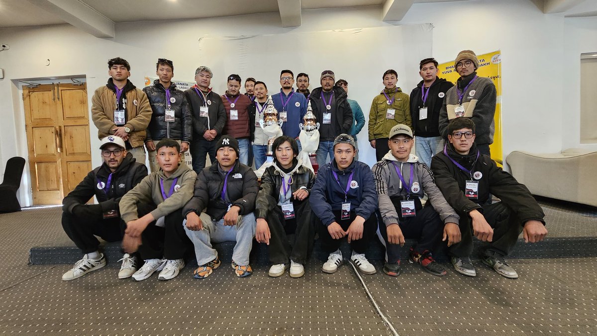BjymLadakh's tweet photo. Fixture meeting for the 1st BJYM 8-A-Side Football Tournament held at Pal Hotel Leh.
Kick-off tomorrow, 9:30 AM at Agling Futsal Turf, Leh.
Opening Match- J&amp;K Bank FC vs Stok City FC.
Theme: One Goal, One Mission – Drug Free Ladakh.
Sport as a movement. Youth as change-makers. ⚽ https://t.co/xdbUiO0aW8
