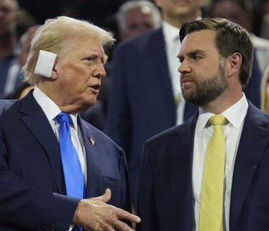 MarcusMurphy013's tweet photo. Shadow-President Murphy’s No-Labels Party declares War on Iran/Persia for Terrorism, Murder, &amp; Crimes against Humanity! https://t.co/L3e5urjT8N https://t.co/2PyZ6bgmgS