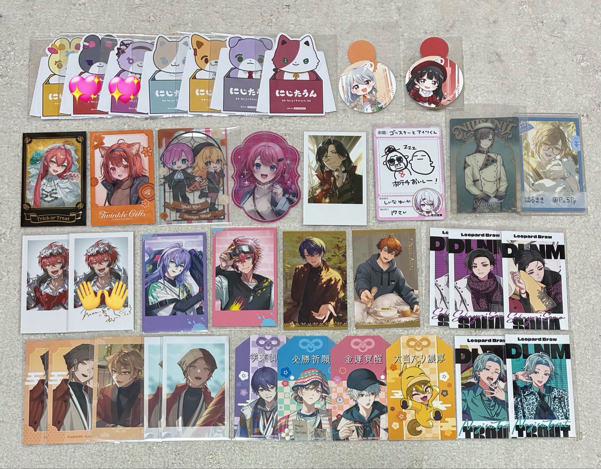 uob6q's tweet photo. @Pu5Pp_2 2こんばんは、初めまして。
お声掛けありがとうございます。画像をお借りして印（💖）をつけたものを求めておりますが、それぞれおいくらでしょうか？お手隙の際にご返信いただけますと幸いです。宜しくお願い致します。0222 https://t.co/JCj8NS1n13