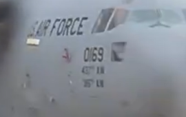 vcdgf555's tweet photo. The last time 🇺🇸 C-17As 98-0057 #AE08C3 and 99-0169 #AE080F were both at 🇬🇷 Chania was (according to @flightradar24 history) October 3rd and 4th, 2025.

Higher confidence this is an old video. https://t.co/c1GLBCDDjZ
