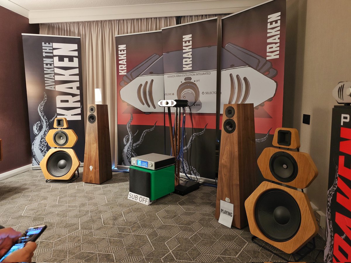 Tazon Husky tweet media