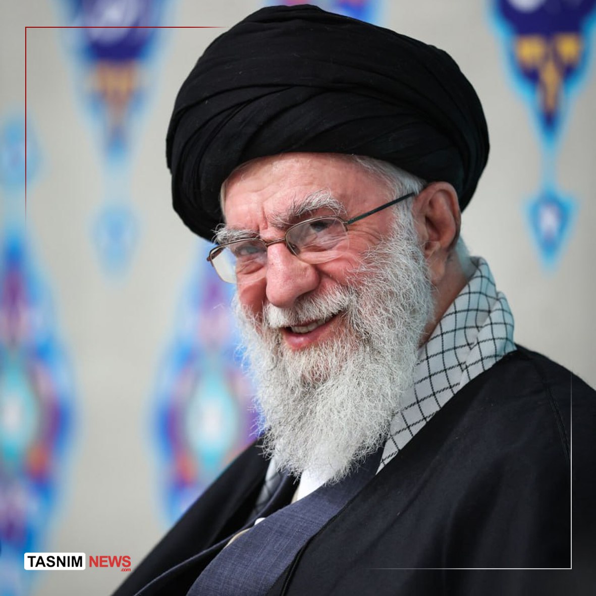 کمک ۵۰ میلیارد ریالی رهبر معظم انقلاب برای آزادی زندانیان نیازمند، فقط یک عدد نیست؛ امیدی دوباره است برای خانواده‌هایی که چشم‌انتظار آزادی عزیزانشان‌اند.
این یعنی رهبری، در کنار مردم و برای مردم.