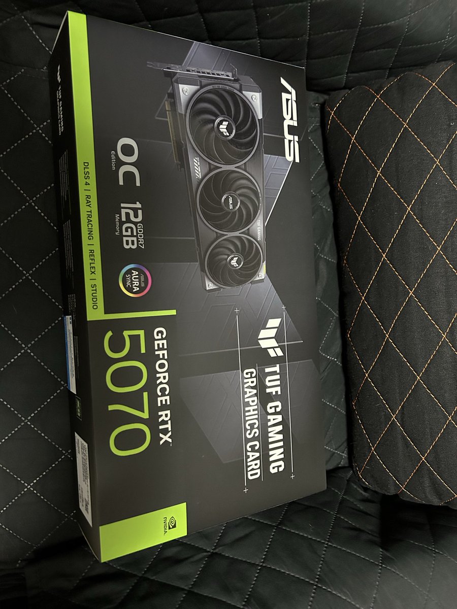 NyaaMajor's tweet photo. RTX3070が逝きました😭
‥‥買いました。 https://t.co/IlWITodYib