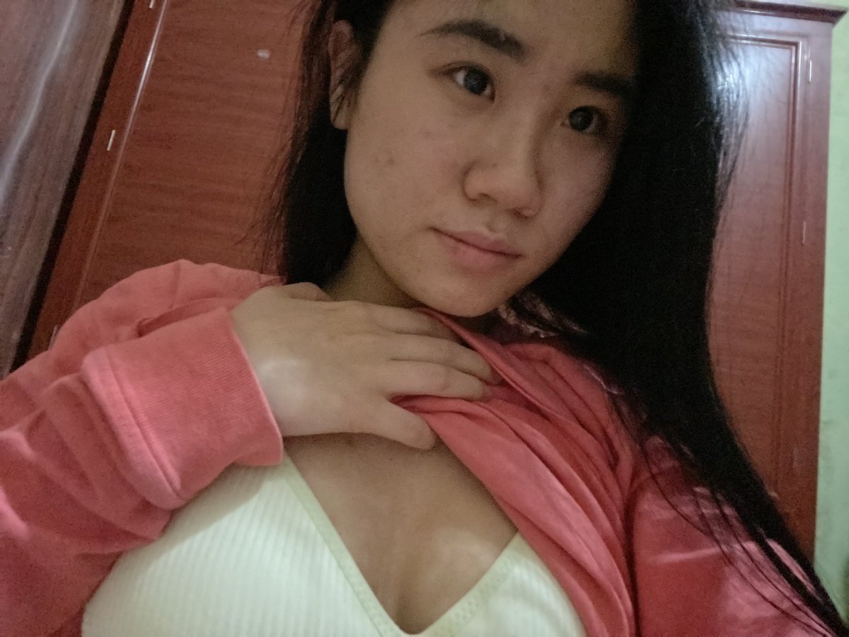 Chỉ có em một mình tweet media