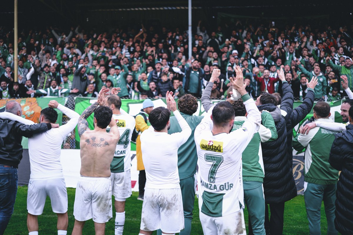 BursasporSk's tweet image. Aile 💚🤍