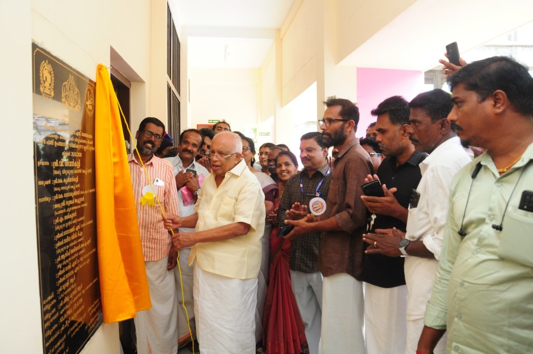 ചിറ്റൂർ മണ്ഡലത്തിലെ പൊതുവിദ്യാഭ്യാസ മേഖലയ്ക്ക് പുതിയ തിളക്കം: തത്തമംഗലം ജി.എസ്.എം.വി.എച്ച്.എസ്.എസ് പുതിയ കെട്ടിടം നാടിന് സമർപ്പിച്ചു