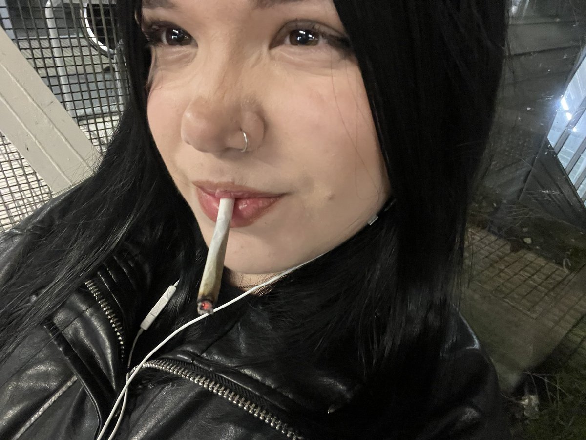 como te mira el amor de tu vida antes de ghostearte