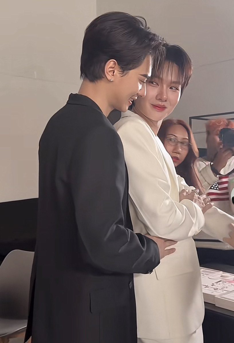 someone_ilu's tweet image. RT @Vivianna130745: ((รอฟังข่าวดีนะ))