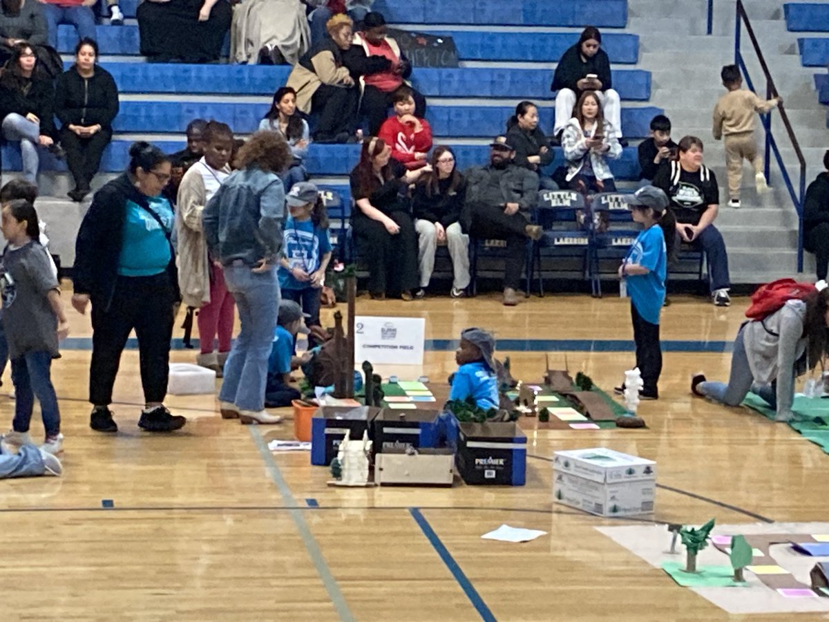 Anne Clark tweet media