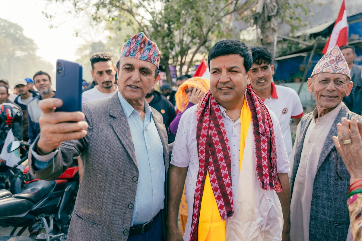 dr_sunilksharma's tweet photo. आज कानेपोखरी चोक, प्रोगेसिभ टोल, पच्चिस बिगे, त्रिवेणी, बरगाछी, भौसाबरी , छकमक टोल र ट्रान्सफर्मर चोकमा भएको घरदैलो कार्यक्रमका केही झलकहरू ।
#drsunilsharma, #morang3 #votevotefortree #VoteForSunil #Vote4Tree #morang3 #votfortree #SunilSharma #MorangNepal #JayNepal https://t.co/FvsrklG5gI