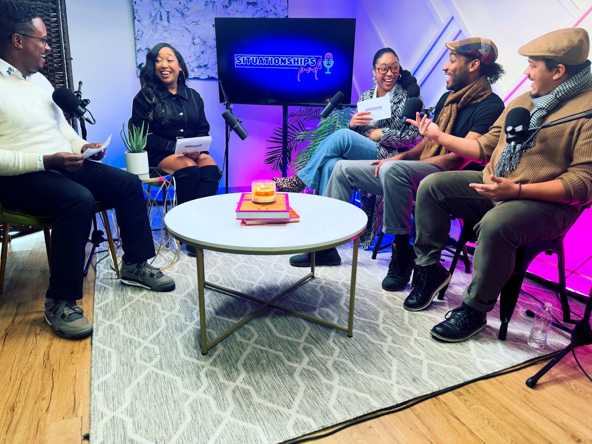 are you speaking the right love languages to your partner? 💘 new episode of #situationshipspod out now! 

podcasts.apple.com/us/podcast/sit…

#situationships #lovelanguages #podcast #revolt