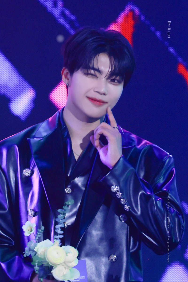 260211

디어워즈

#박건욱 #PARKGUNWOOK #パクゴヌク #gunwook #ZB1 #ZEROBASEONE #제로베이스원
